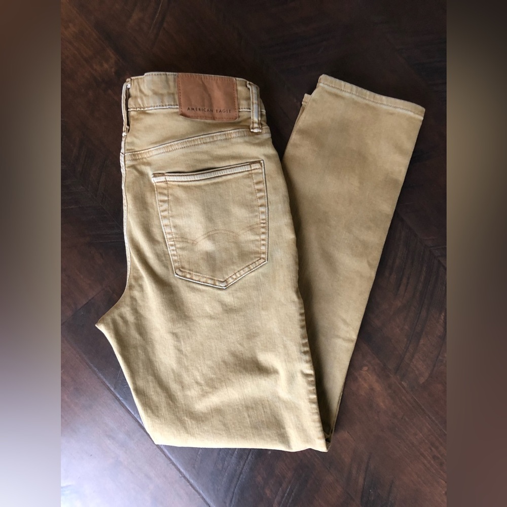 American Eagle Athletic style jeans size 30x32